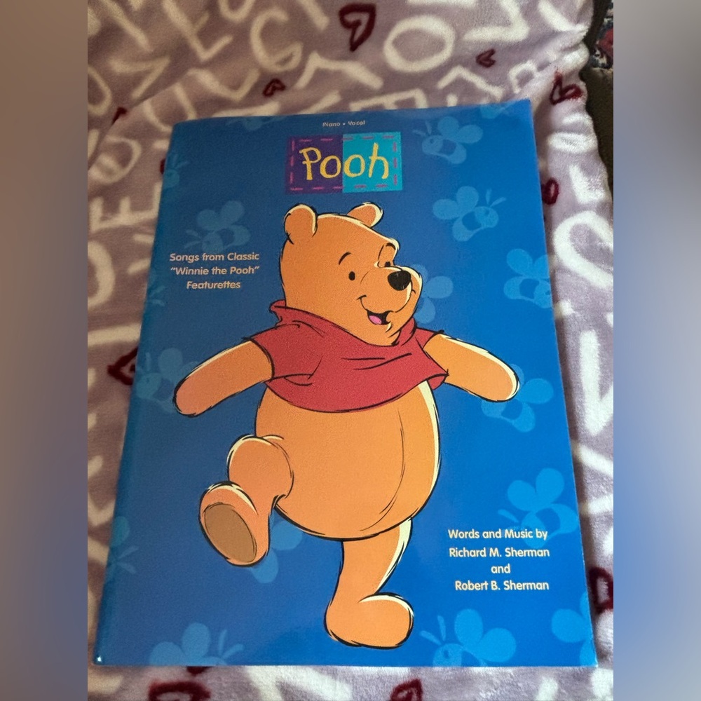 Winnie the Pooh piano & vocal book